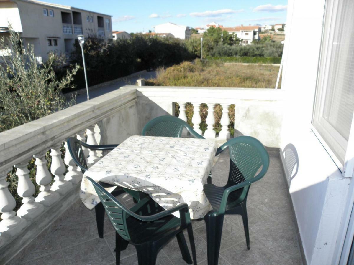 Apartments Fabijan - 50M From Sea Povljana Exterior photo